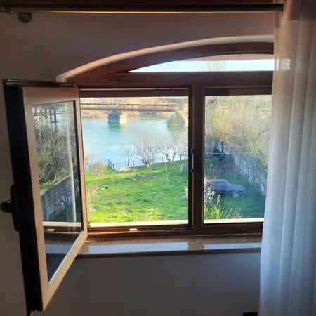 Appartement Drini River View *