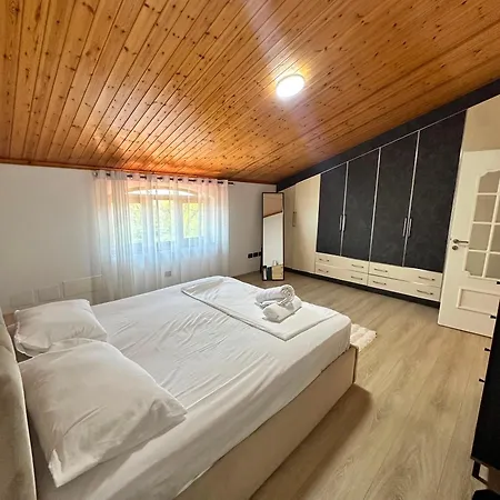 Drini River View Appartement