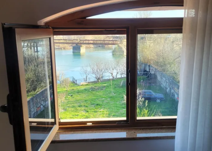 شقة Drini River *